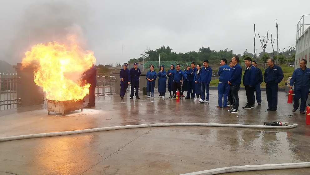 油盆灭火培训.jpg